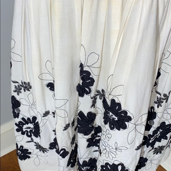 S.L. Fashion - Picture 3 of 8